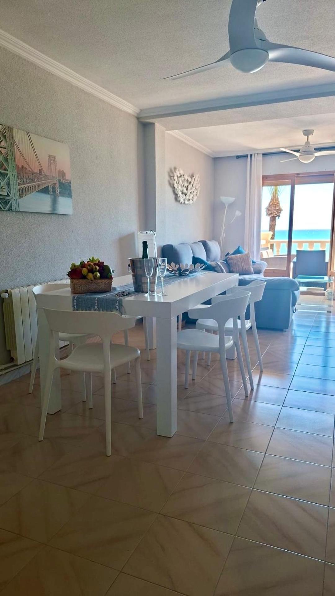 Apartamento Frente Al Mar En El Campello Exteriör bild